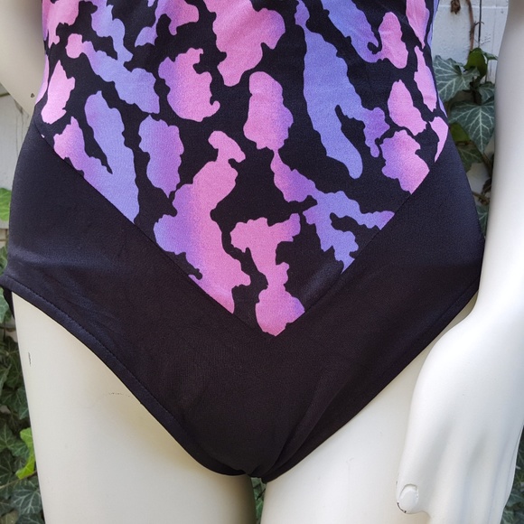 80s 90s Vintage One Piece Swimsuit Abstract Print - Picture 5 of 8